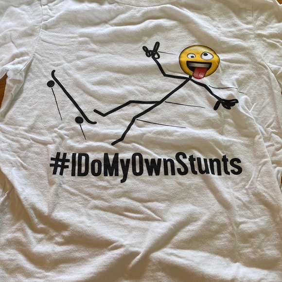 Short Sleeve Graphic Tee Shirt - Picture 3 of 4